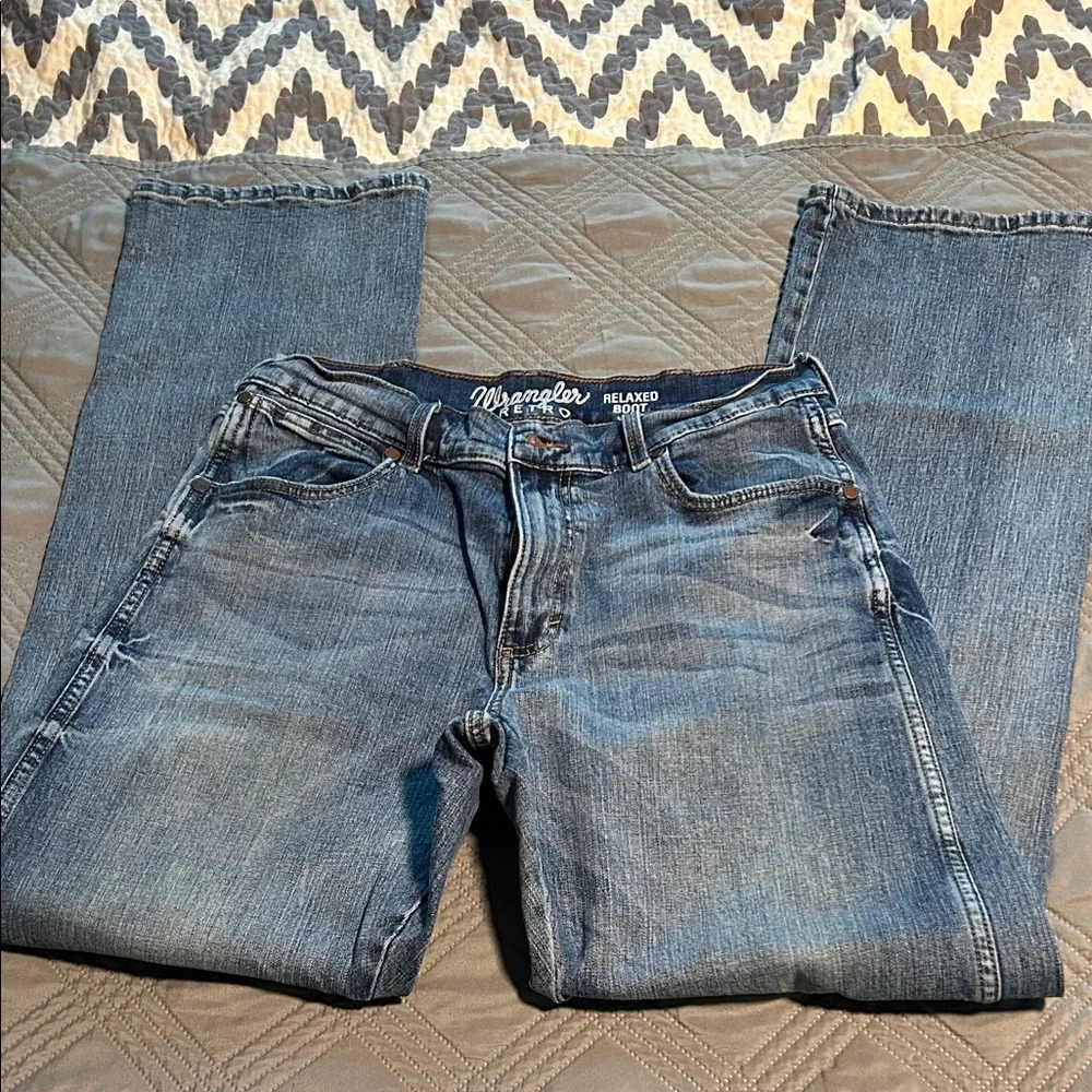 Wrangler Retro Men's Relaxed Boot Fit Denim Jeans - Picture 2 of 4